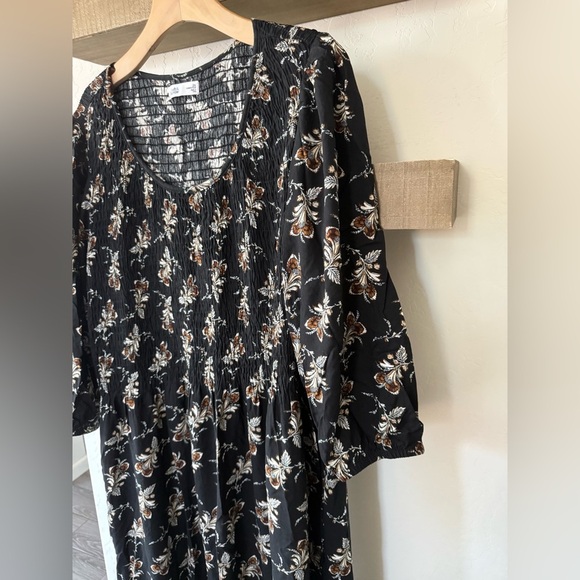 Croft & Barrow|Black floral midi dress, 3/4 sleeve & smocking•••Boho cottagecore - Picture 6 of 12